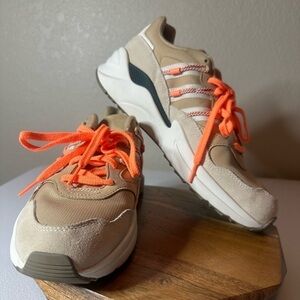 Adidas retrophy adisuper magic beige sneakers size 9.5